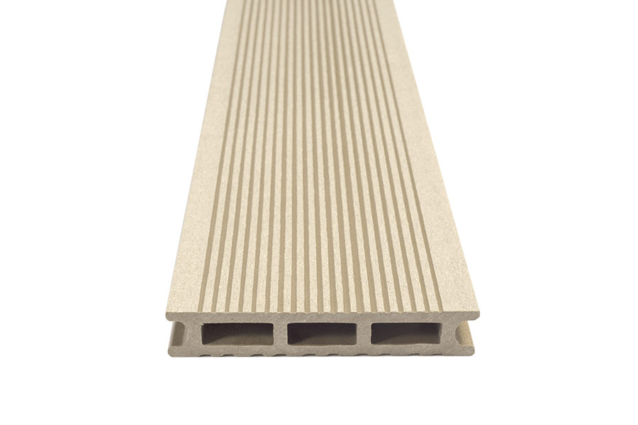 wpc-decking-savadeck-premium-white-02_1643.webp