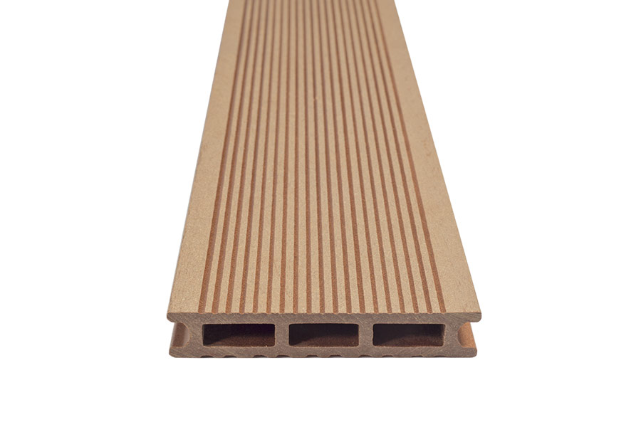 wpc-decking-savadeck-premium-teak-02_3363.webp
